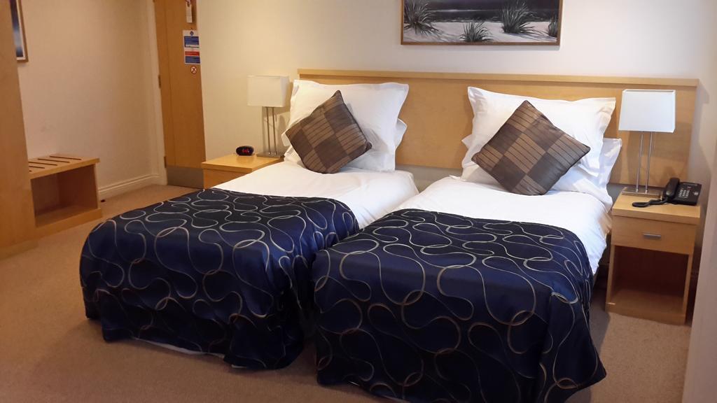 Bed and Breakfast Springfields Horsham Zimmer foto